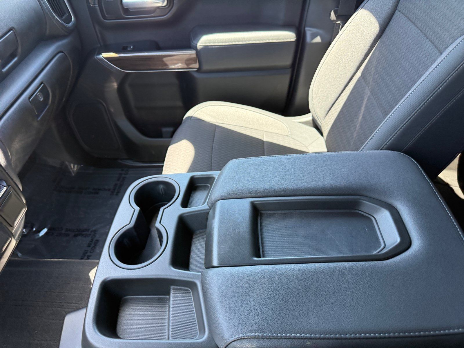 Used 2020 Chevrolet Silverado 1500 LT w/ All-Star Edition AWD/4WD image 14