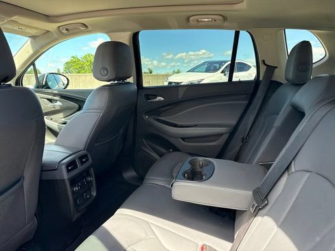 Used 2019 Buick Envision Essence FWD image 11