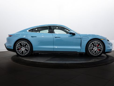 Certified 2023 Porsche Taycan 4S image 8