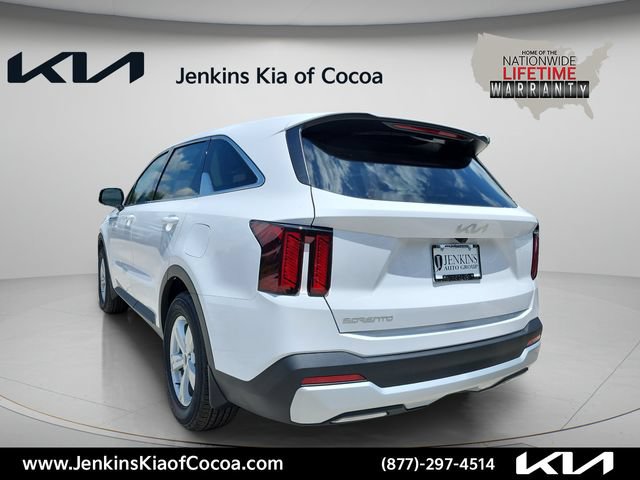 New 2026 Kia Sorento LX FWD image 7