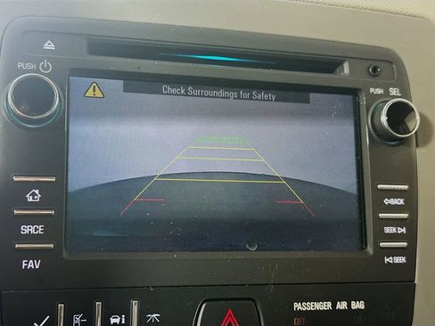 Used 2016 Chevrolet Traverse LS image 14