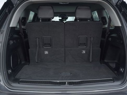 Used 2022 Jeep Grand Cherokee L Limited image 19