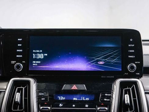 Used 2022 Kia Sorento S image 14