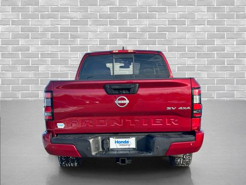 Used 2022 Nissan Frontier SV image 5