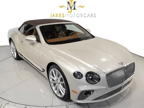 Used 2020 Bentley Continental GT AWD/4WD image 16