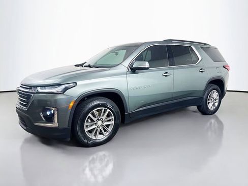 Used 2023 Chevrolet Traverse LT image 5