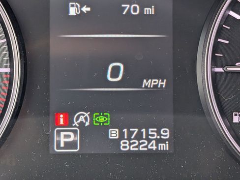 Used 2023 Subaru Outback Limited image 11