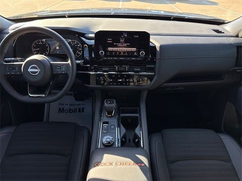 Certified 2025 Nissan Pathfinder Rock Creek image 14