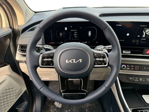 New 2026 Kia Carnival SX Prestige image 12