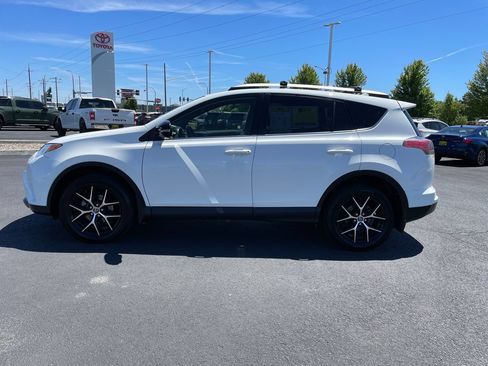 Used 2016 Toyota RAV4 SE AWD/4WD image 6