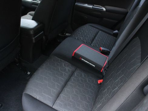 Used 2021 Mitsubishi Outlander Sport SE AWD/4WD image 20