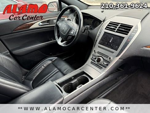 Used 2019 Lincoln MKZ Reserve image 12