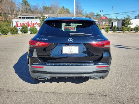Used 2022 Mercedes-Benz GLA 250 4MATIC image 6