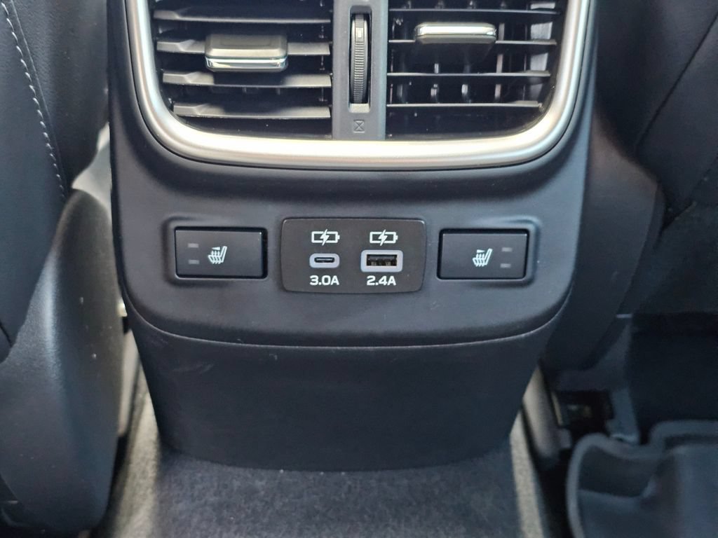 Used 2024 Subaru Legacy Limited AWD/4WD image 17