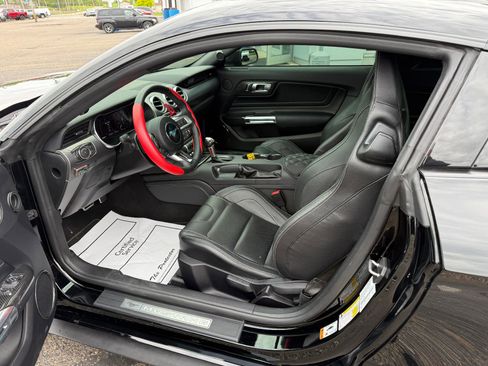 Used 2019 Ford Mustang GT Premium w/ Equipment Group 401A RWD image 10