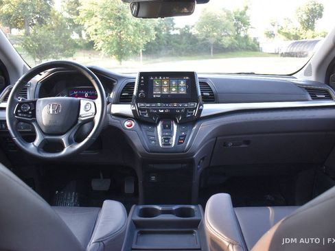 Used 2018 Honda Odyssey EX-L image 17
