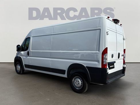 Used 2024 RAM ProMaster 2500 w/ Convenience Group FWD image 5