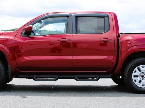 Used 2022 Nissan Frontier SV w/ Technology Package AWD/4WD image 13