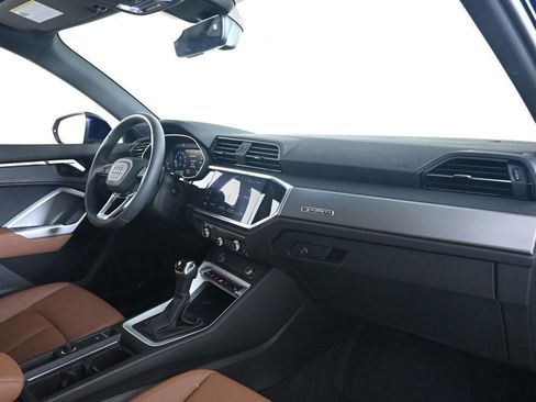 Certified 2025 Audi Q3 2.0T Premium w/ Convenience Package image 15