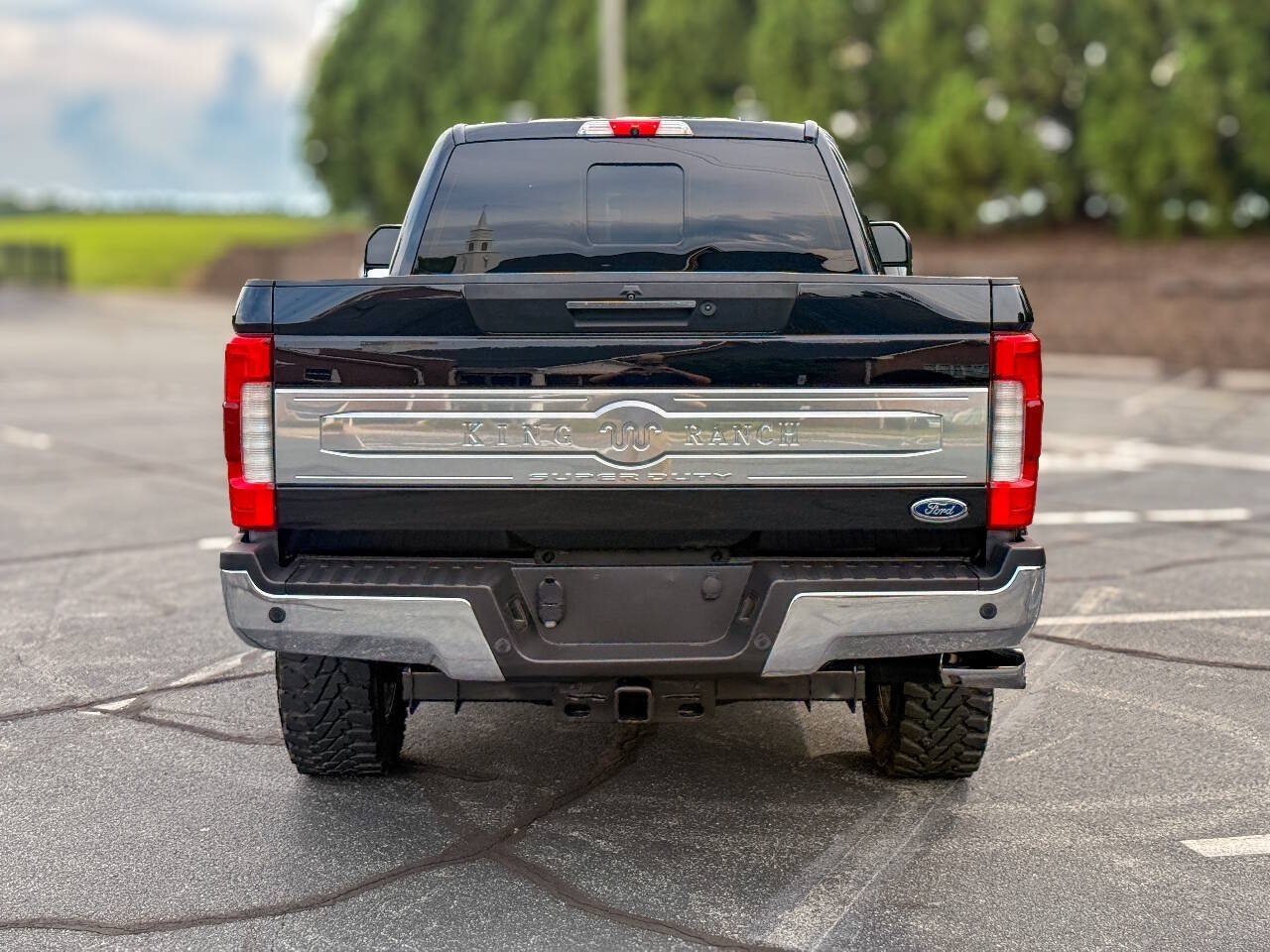 Used 2022 Ford F250 King Ranch w/ King Ranch Ultimate Package AWD/4WD image 4