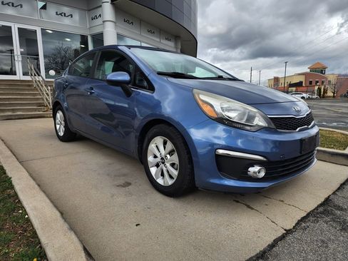 Used 2016 Kia Rio EX image 3