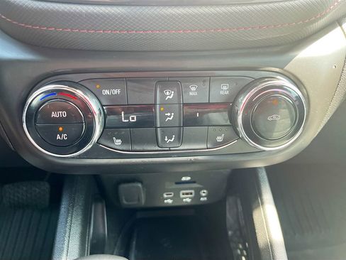 Used 2023 Chevrolet TrailBlazer RS w/ Sun and Liftgate Package AWD/4WD image 15