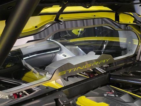 Used 2023 Chevrolet Corvette Stingray Premium Cpe w/ Z51 Performance Package RWD image 36
