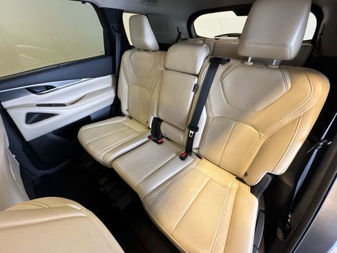 Certified 2023 INFINITI QX60 Luxe w/ Vision Package AWD/4WD image 23