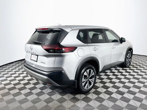 Used 2023 Nissan Rogue SV AWD/4WD image 9