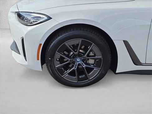 Used 2023 BMW i4 eDrive35 w/ Premium Package RWD image 23