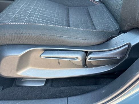 Certified 2025 Honda HR-V Sport image 6