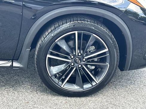 Used 2025 INFINITI QX50 Sport AWD/4WD image 9