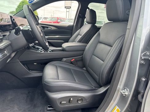 Used 2026 Chevrolet Traverse LT AWD/4WD image 15