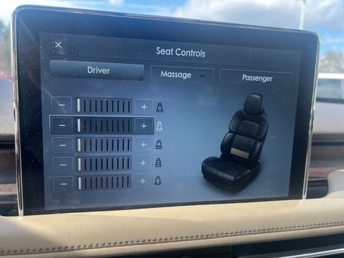 Used 2021 Lincoln Aviator Reserve w/ Equipment Group 202A image 27