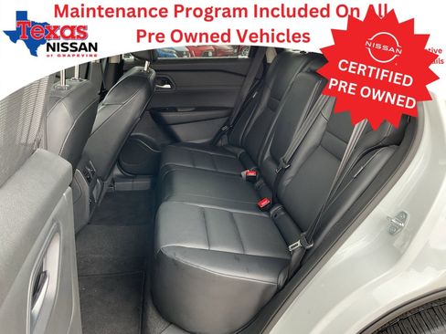 Used 2024 Nissan Rogue SV w/ SV Premium Package image 15