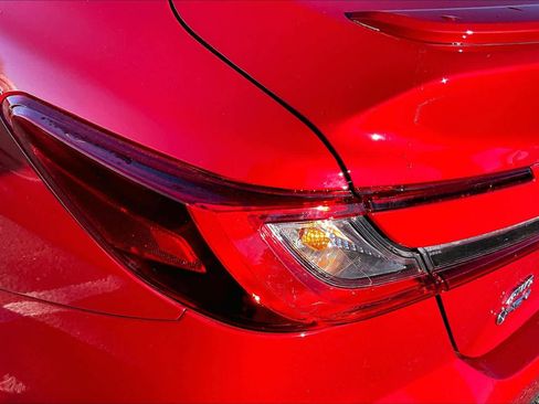 Certified 2025 Toyota Camry SE image 24