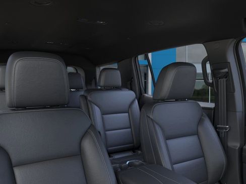New 2026 Chevrolet Traverse LT w/ Driver Confidence Package image 24