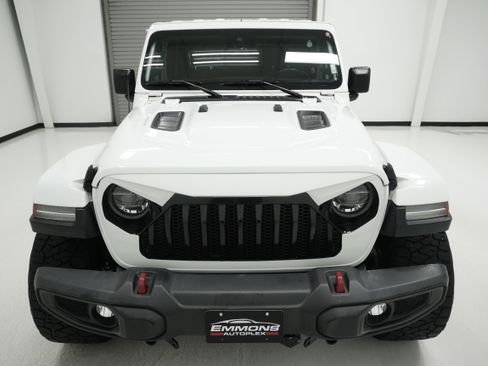 Used 2019 Jeep Wrangler Unlimited Rubicon AWD/4WD image 2