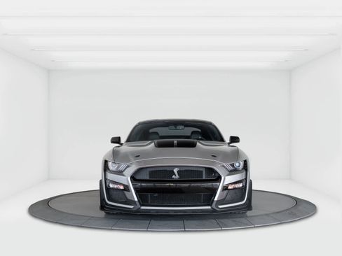 Used 2020 Ford Mustang Shelby GT500 w/ Technology Package image 8
