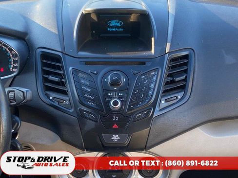 Used 2014 Ford Fiesta SE w/ Comfort Package image 12