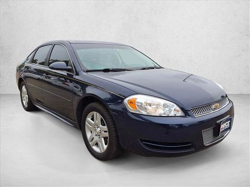 Used 2012 Chevrolet Impala LT FWD image 3