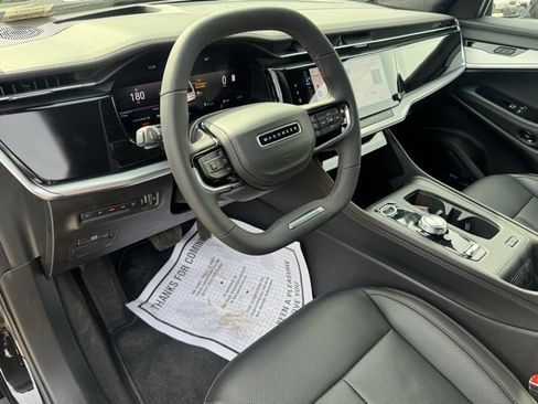 Used 2024 Jeep Wagoneer Launch Edition image 16