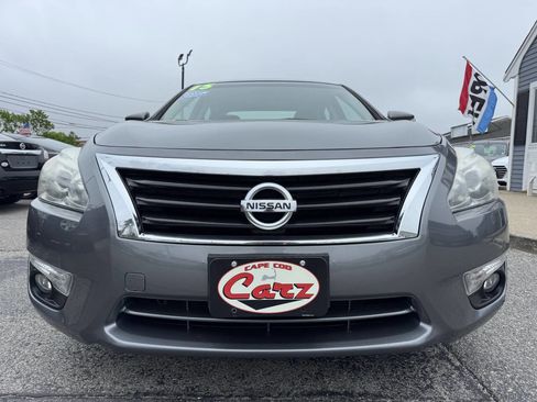 Used 2015 Nissan Altima 2.5 SV w/ Convenience Package FWD image 2