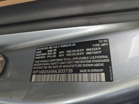 Used 2021 Porsche Macan S AWD/4WD image 34