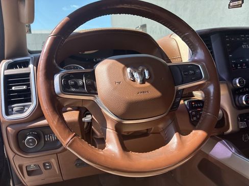 Used 2020 RAM 1500 Laramie AWD/4WD image 17
