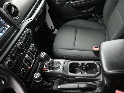Used 2020 Jeep Wrangler Unlimited Sport S AWD/4WD image 22