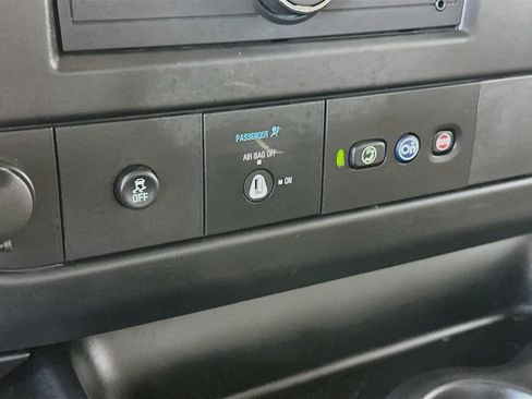 Used 2023 Chevrolet Express 2500 w/ Driver Convenience Package RWD image 19