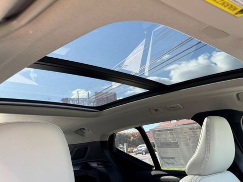 New 2026 Volvo XC40 B5 Ultra w/ Protection Package Premier image 10