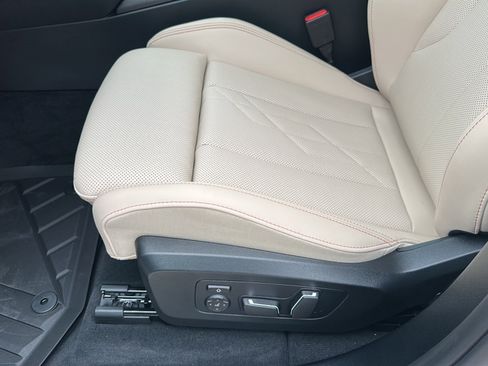 New 2026 BMW X3 xDrive30 w/ Premium Package AWD/4WD image 12