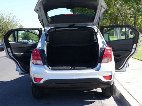 Used 2018 Chevrolet Trax LS image 7